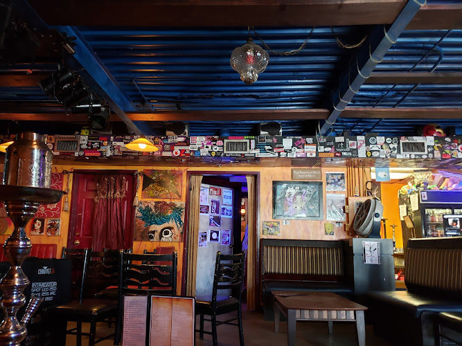 Barzarre - Beer, Spirits, Tacos, Hookah & Music