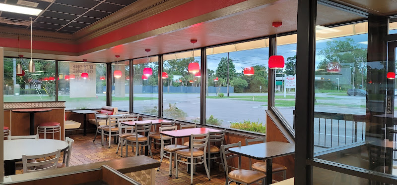 Hardee’s