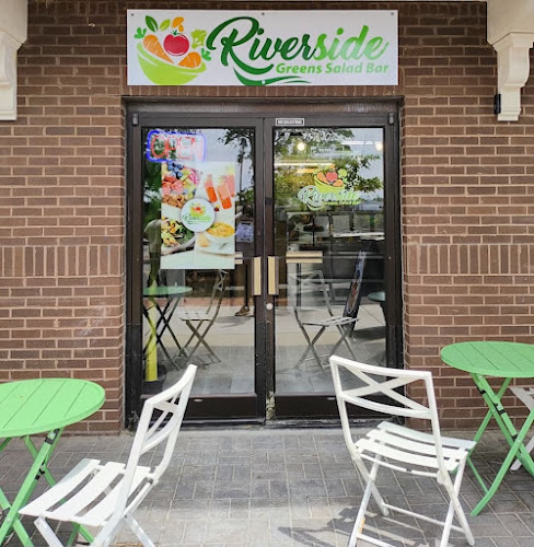 Riverside Greens Salad Bar